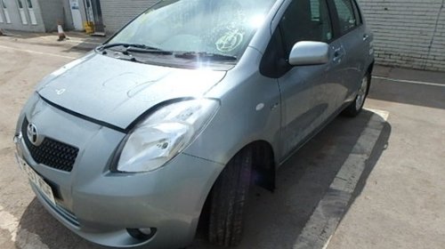 Toyota Yaris (2007) 1.4 90 CP Motorina