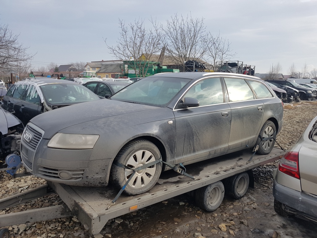 Trager / calandru AUDI A6 4F 3.0 TDI mot