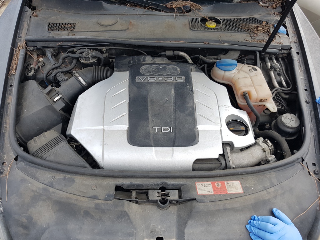 Trager / calandru AUDI A6 4F 3.0 TDI mot