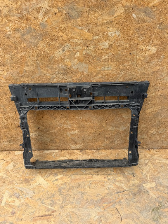 Trager / calandru Skoda Karoq 57A 2017/2018/2019/2020/2021/2022/2023