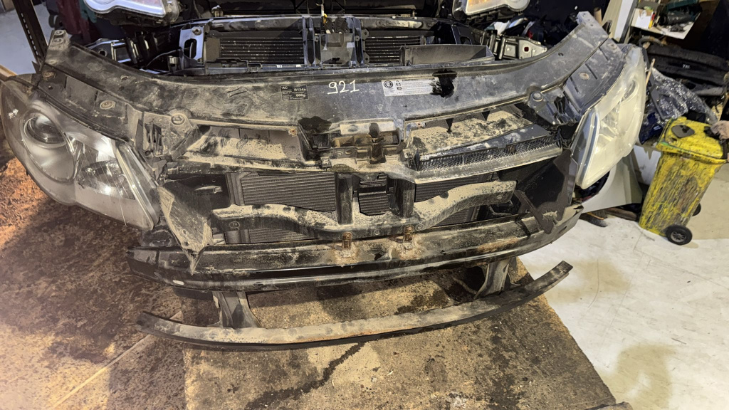 TRAGER DEZECHIPAT VW PASSAT B6 R-LINE 2010 1.6 TDI COMBI (id: 921)