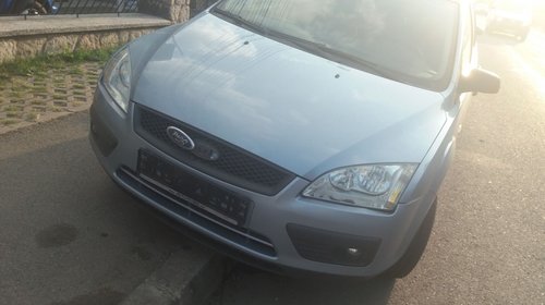 Trager fata ford focus 2006