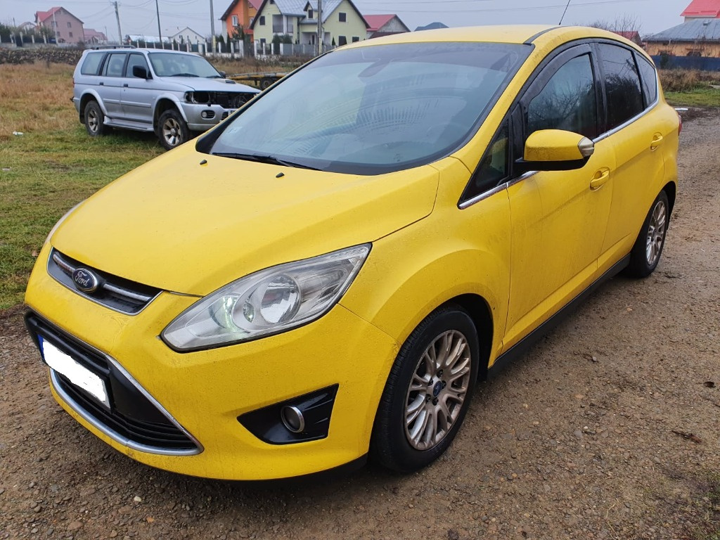 Trager Ford Focus C-Max 2012 hatchback T