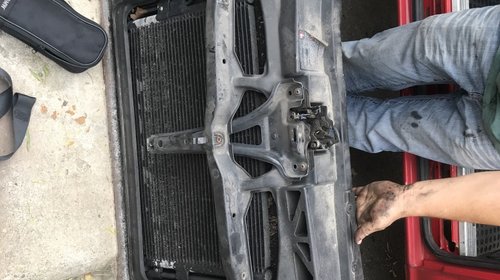 Trager Golf 4 cu radiator apa si AC