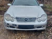 Trager Mercedes C-Class W203 2004 coupe 2.2 CDI