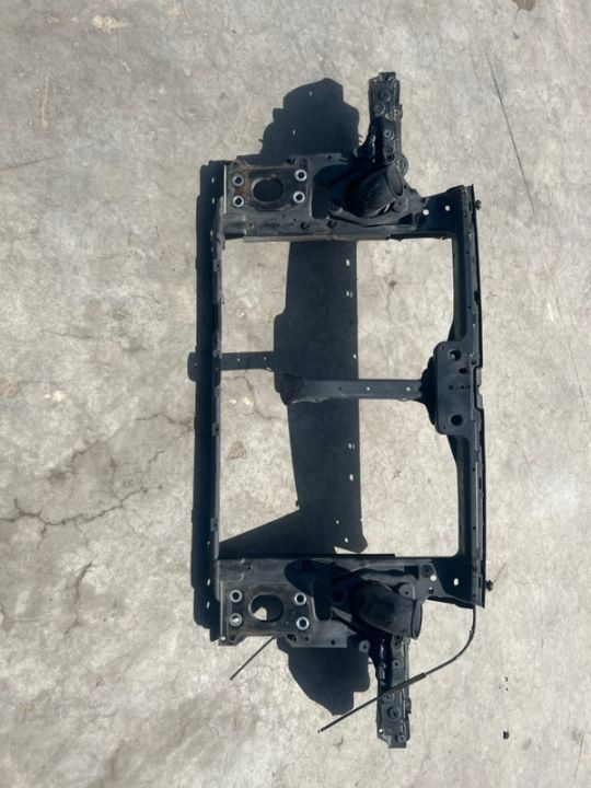 Trager / Panou Fata / Calandru Volkswagen Touareg 7L 2003-2010 7L0805594