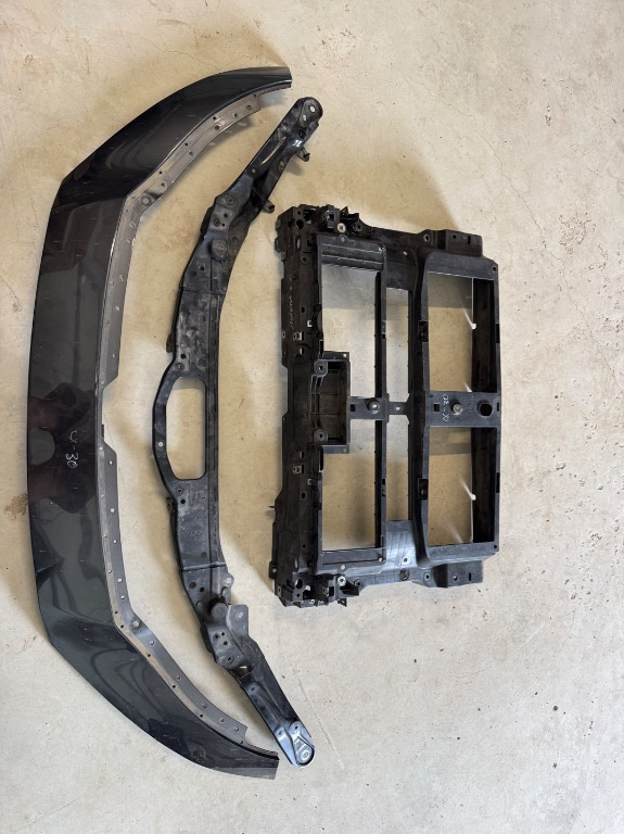 Trager / parte superioara bara fata Mazda CX-30 2019/2020/2021/2022/2023