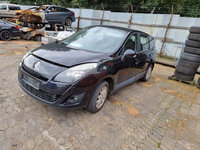 Trager Renault Grand Scenic 2010 2011 2012