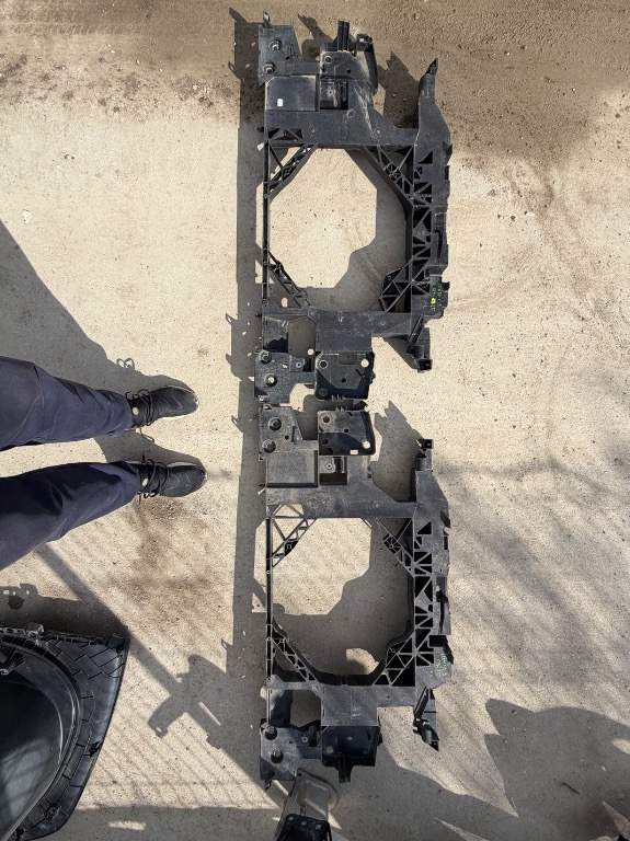 Trager Renault Scenic 3 Facelift 2009/2010/2011/2012/2013/2014/2015