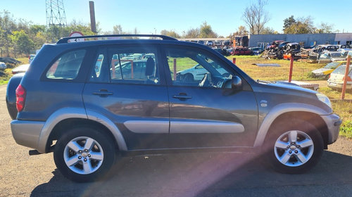 Trager Toyota RAV 4 2004 SUV 2,0 DIESEL