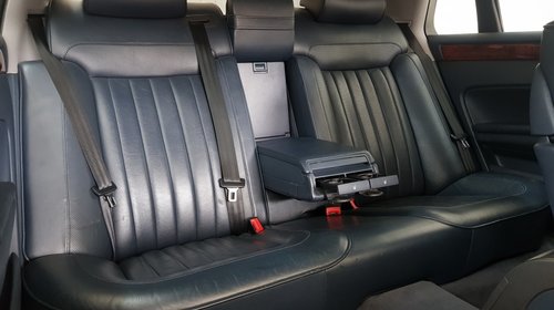 Trager VW Phaeton 2004 Limo 5.0