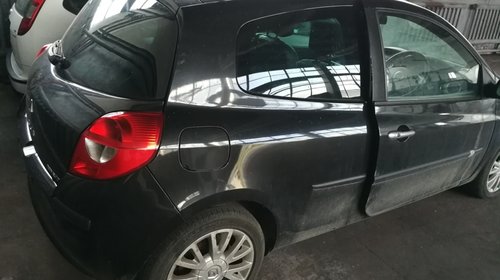 Trapa sticla Renault CLIO 3