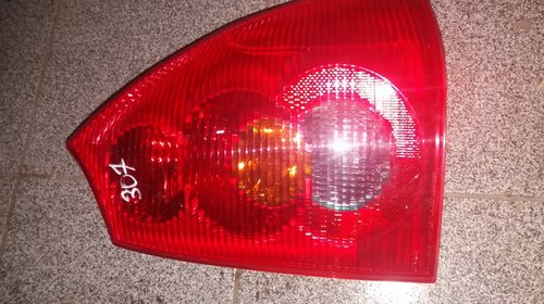 Tripla dreapta spate Peugeot 307 Sw