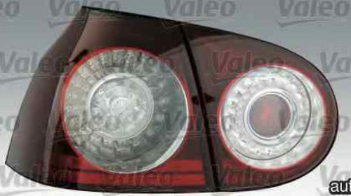 Tripla Lampa spate VW GOLF V (1K1) VALEO 0437