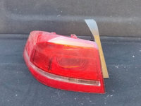 TRIPLA/LAMPA/STOP STANGA-DREAPTA VW PASSAT B7