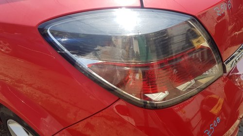 Tripla / Lampa / Stop Stanga Opel Astra H GTC