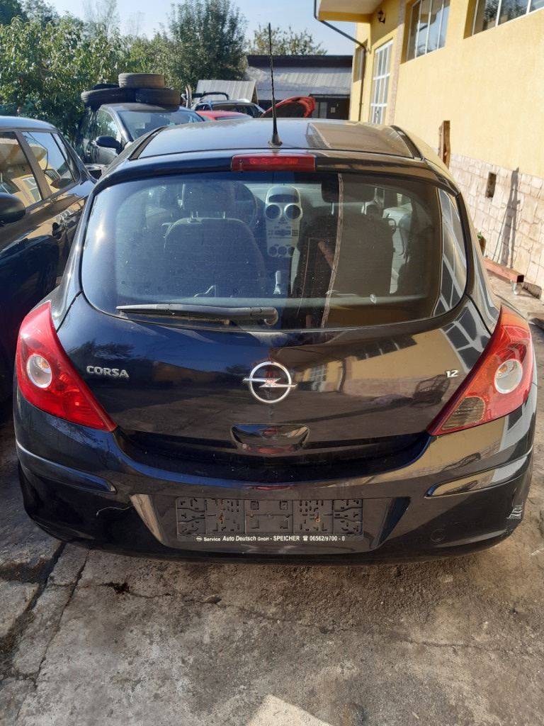 Tripla spate dreapta OPEL CORSA D/2007,modelul în două usi