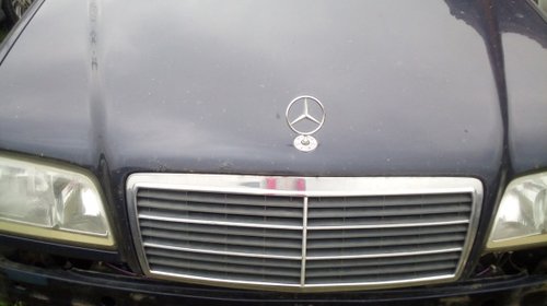 Tripla spate Mercedes c class