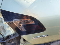 Tripla Stanga LED dupa Haion Opel Astra J 2010