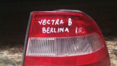 Tripla, stop Opel Vectra B - berlina - 2000