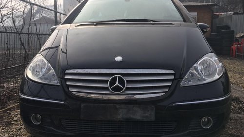 Triunghi reflectorizant Mercedes A170 W169 20