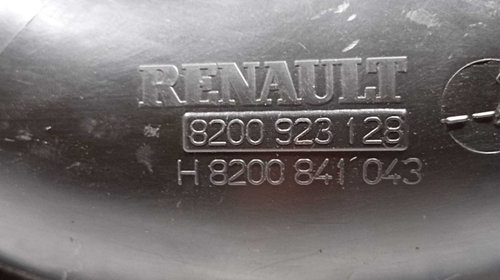 Tub Tubulatura Conducta Rezonator Admisie Aer Renault Megane 3 1.5 DCI 2008 - 2015 Cod 8200923128 H8200841043 [M4793]