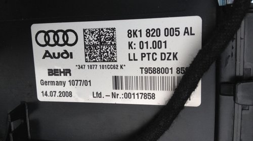 Tulumba habitaclu Audi A4 8K 2010 cod 8K1820005AL
