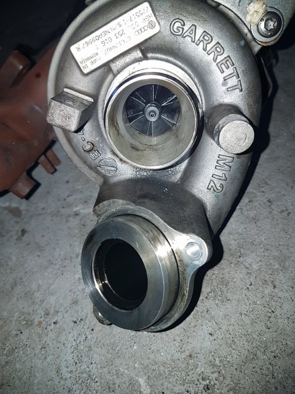 Turbina 03l253016t skoda superb II 1.6 t