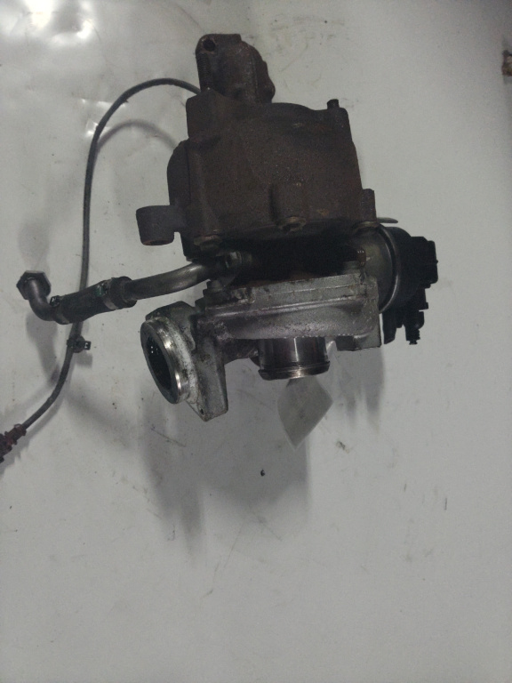 Turbina Audi A4 B8 (8k2) 2.0 Tdi an 2012 2.0 tdi , cag cod piesa 03L145701E