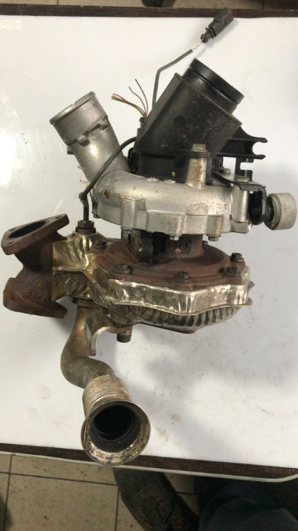Turbina Audi A6 C7 / A7 3.0 cod 05914587
