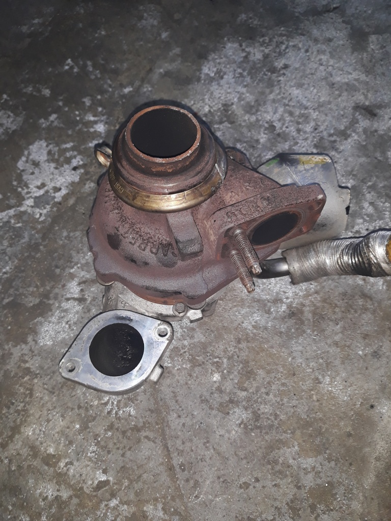 Turbina Citroen DS3 1.6 HDI An 2011 Cod 