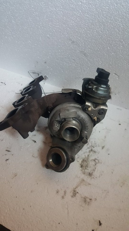 Turbina cod 03l253016t vw jetta III 1.6 tdi