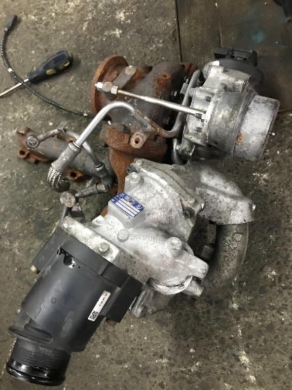 Turbina completa VW Crafter 2.0 d cod: 03L145715B