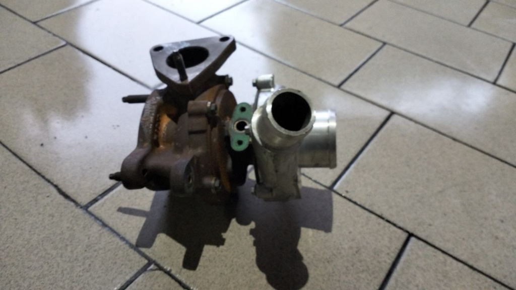 Turbina Ford Transit Mk6 Bus (V348) 2.2 TDCi 100 CP cod: 7868806