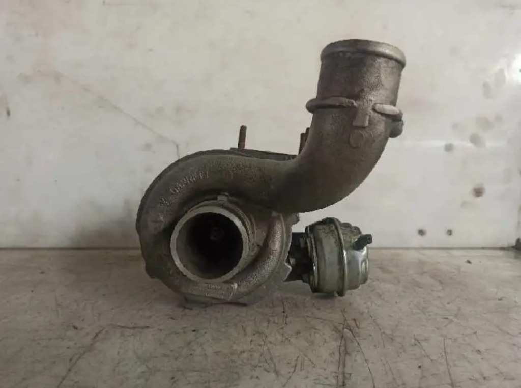 Turbo G9T 2.2 dci an fab 2007 cod 8200113839 / 8200447624 cod motor G9T avand 150 cai pt R. Laguna fab 08.2006