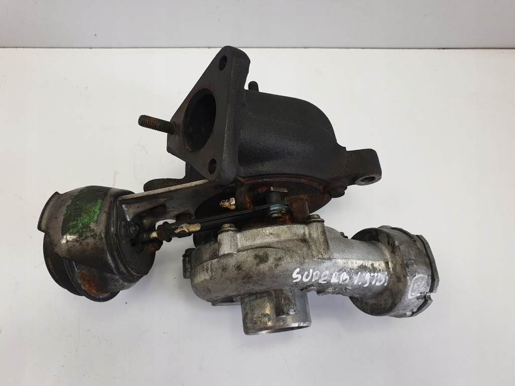 Turbo VW Passat Variant 3B6 1.9 tdi 130 
