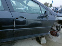 Ușa dreapta fata Peugeot 407 hatchback negru an 2005