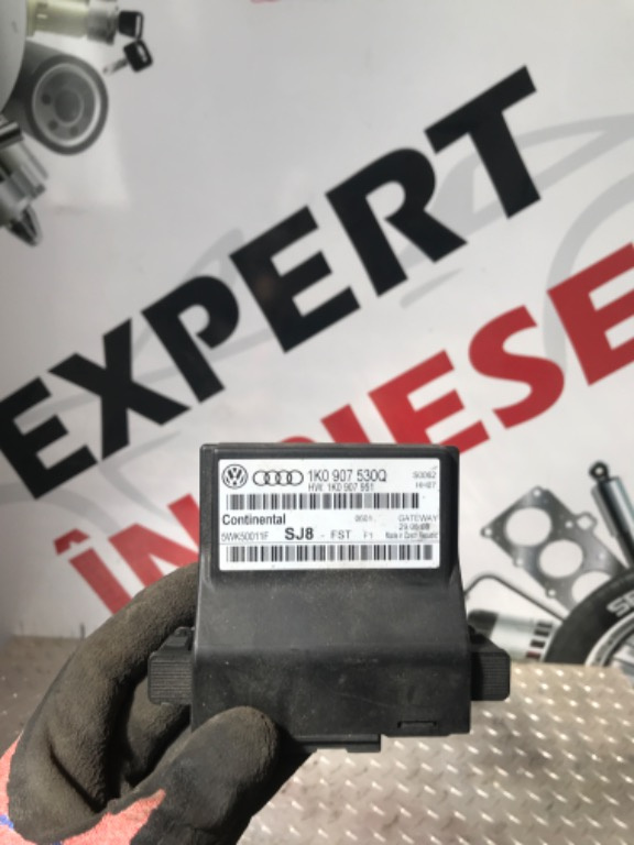 Unitate Modul Calculator CAN Gateway VW passat b6 Golf 5 PLUS 2004 - 2008 Cod 1K0907530Q 1k0907951