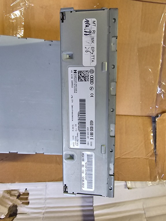 Unitate, modul radio Audi A4 B8, A5, Q5, A6 C7, A7