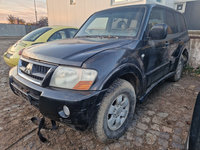 Usa dezechipata Mitsubishi Pajero 2004