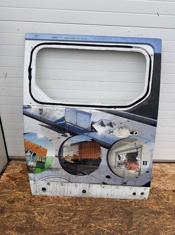 Usa dreapta culisanta model cu geam Renault Trafic 3 Opel Vivaro 2016/2017/2018/2019/2020/2021/2022