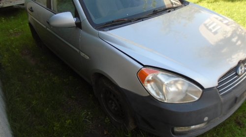 Usa dreapta fata Hyundai Accent 2006 sedan 1,4