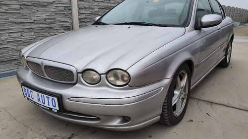 Usa dreapta fata Jaguar X-Type 2003 BERLINA 2.5 B