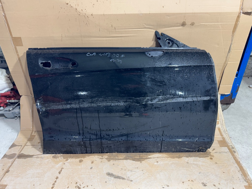 Usa dreapta fata Mercedes CLA W118 Neagra 2019/2020/2021/2022/2023/2024
