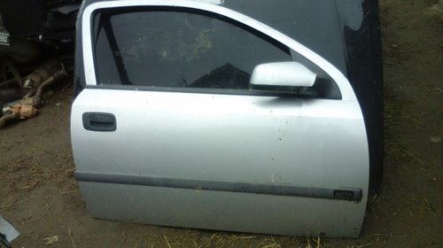 Usa dreapta fata opel astra g an 2003