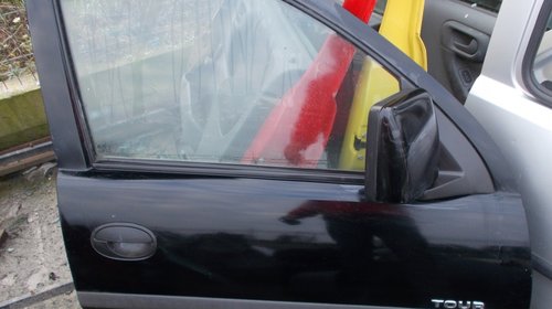Usa dreapta fata Opel Combo Tour, din 2006