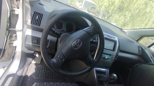 Usa dreapta fata Toyota Corolla Verso 2006 Monovolum 2.2