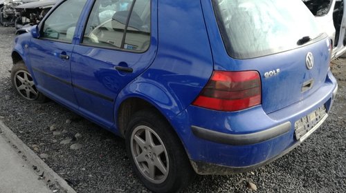 Usa dreapta fata VW Golf 4 1998 BERLINA 1.9 tdi