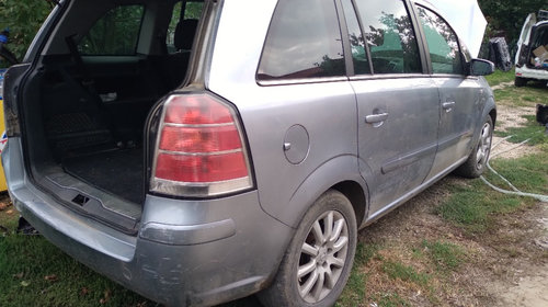 Usa dreapta spate Opel Zafira B 2008 break 1.9 cdti