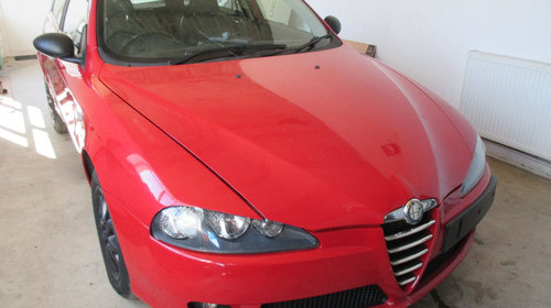 Usa dreapta spate rosie fara accesorii Alfa Romeo 147 Lusso 4 usi facelift hatchback 2006 2007 2008 2009 2010